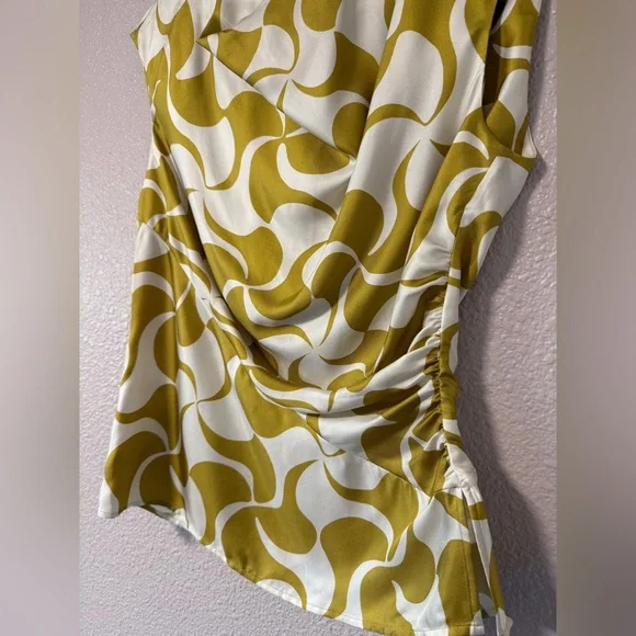 Soeur Eclat Silk Blouse Graphic Cowl Neck Sleeveless French Chic Top M - Picture 4 of 6